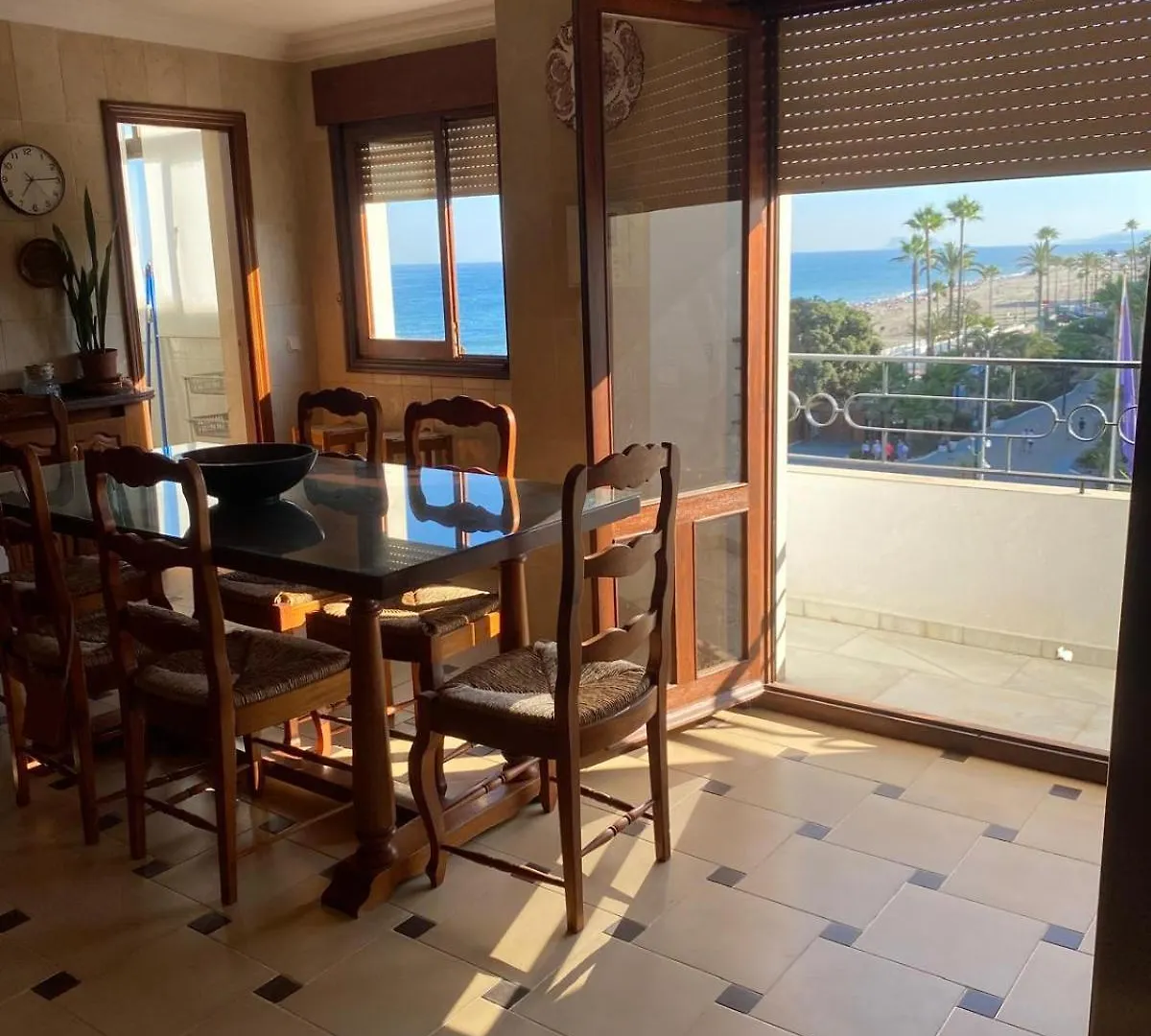Apartment Vivienda Monterreal Primera Linea Playa Estepona